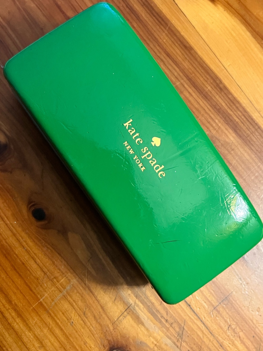kate spade Bright Green Hard Shell Eyeglass Case with Gold Logo